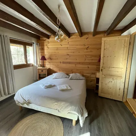 Le Refuge De L'isard 3*