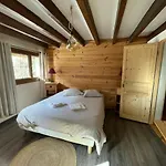 Le Refuge De L'isard 3*