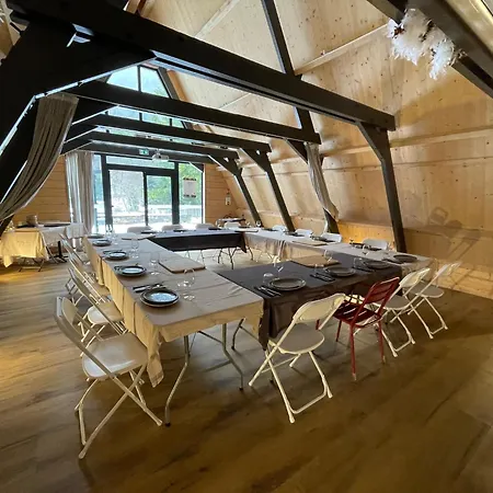 Le Refuge De L'isard Bed and breakfast 3*