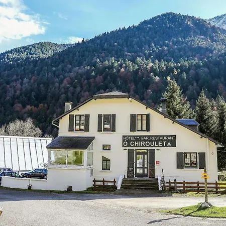 O Chiroulet - Le Refuge De L'isard Panzió Bagnères-de-Bigorre